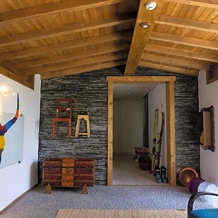 Casa Da Almoinha Bed and breakfast Unhais Da Serra