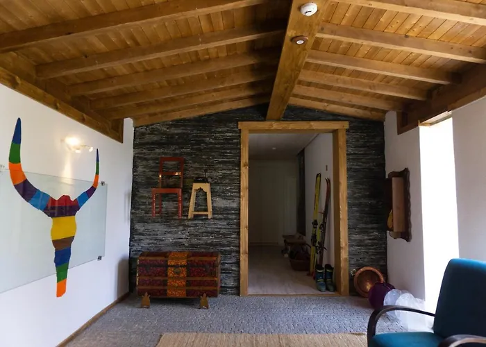 Casa Da Almoinha 住宿加早餐酒店 安旱斯达塞拉